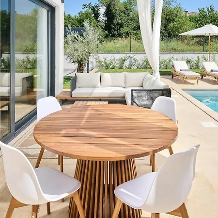 Holiday home Pura Vida Umag